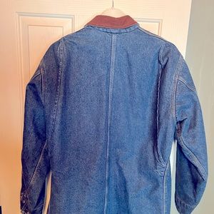 Men’s Vintage Carhartt  blanket lined chore denim jacket.